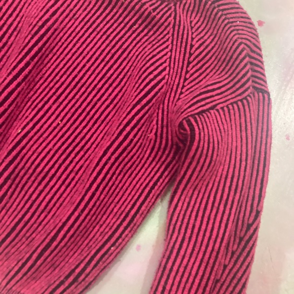 No Boundaries Neon Pink and Black Striped BarbieCore Sweater Size XS - Picture 4 of 5